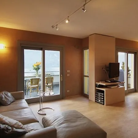 Dolce Fontana Villa *